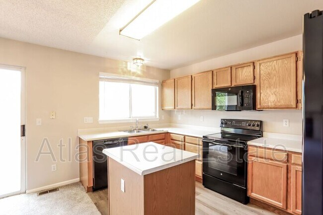 Building Photo - 21125 E 44th Ave