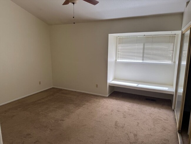 Building Photo - Modern 3 Bedroom Condo w/ Garage Vacaville...