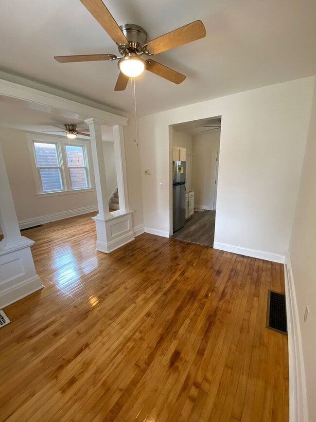 Building Photo - Newly Renovated 2 Bedroom in Beechview- Off-Street Parking, Finished Attic - Available Now!