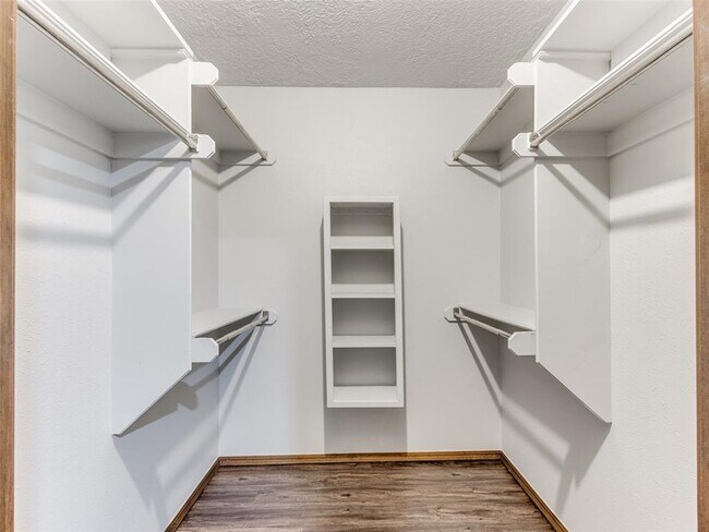 Building Photo - 1426 Pheasant Run Ct