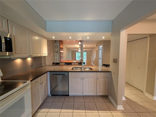 Building Photo - 2577 Dolly Bay Dr
