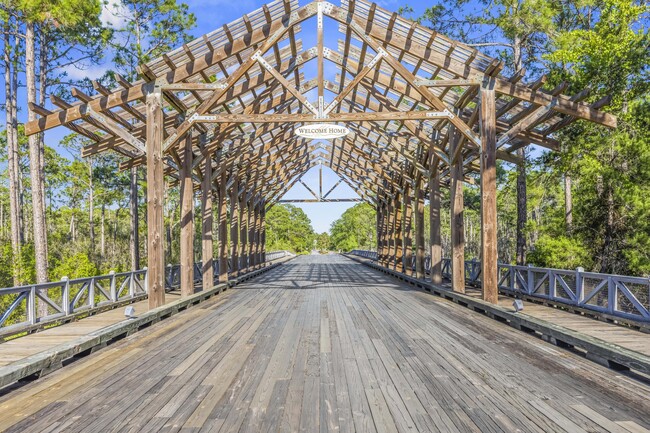 Building Photo - 636 Flatwoods Forest Loop