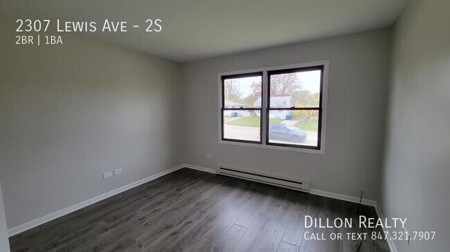 Building Photo - 2307 Lewis Ave