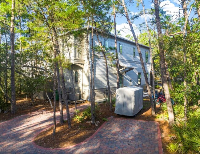 Building Photo - 587 Patina Blvd