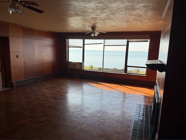 Building Photo - 10245 Dixie Hwy