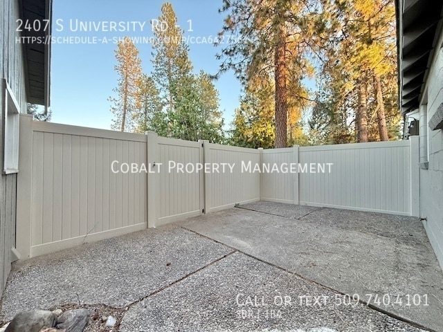 Building Photo - 2407 S University Rd