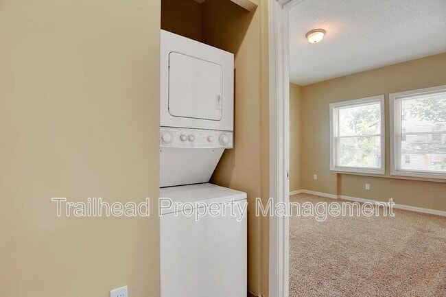 Building Photo - 30 Linwood Blvd