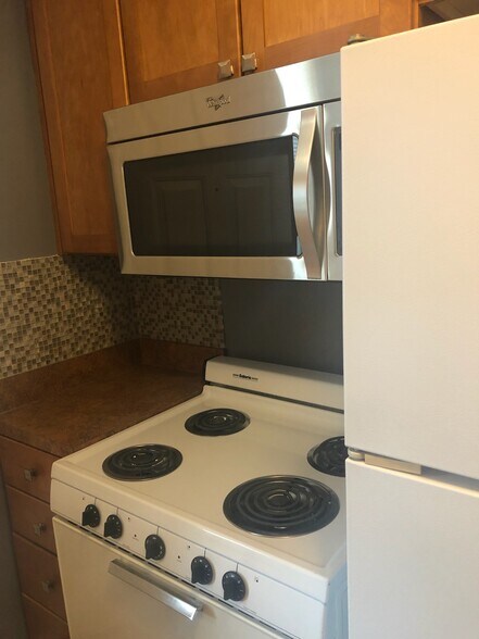 Building Photo - 1343 Ida Ave