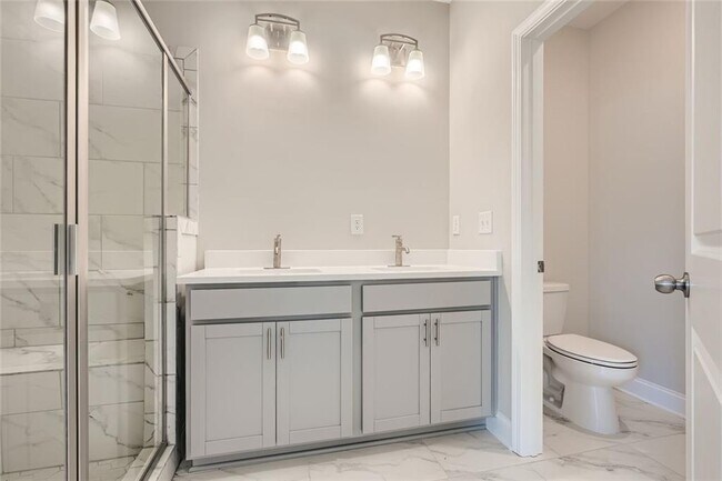 Building Photo - 461 Stagecoach Bnd SE