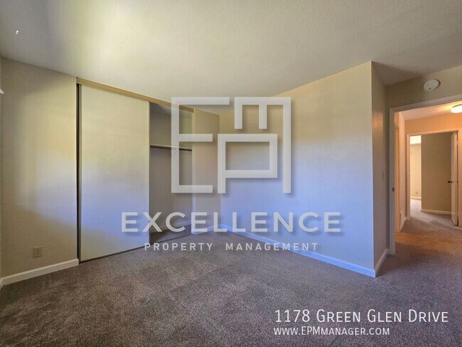 Building Photo - 1178 Green Glen Dr