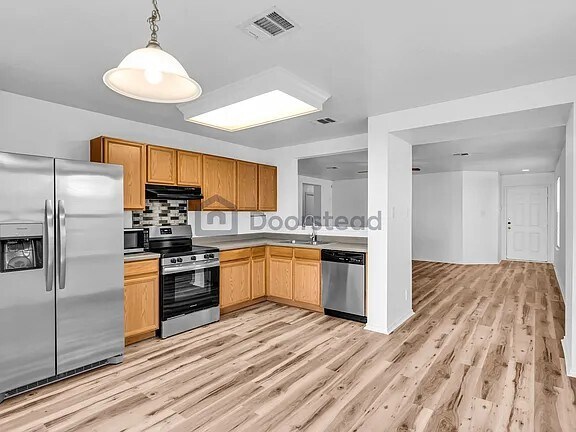 Kitchen - 224 Capistrano Dr