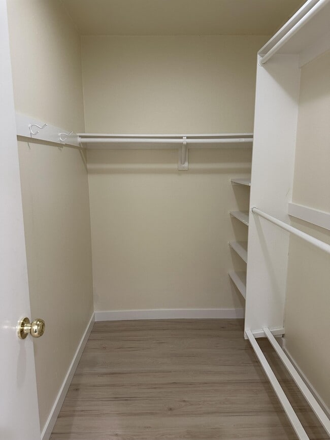 Building Photo - 306 Dolores Cir