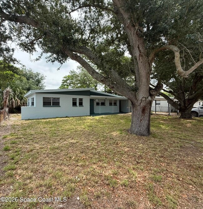 Building Photo - 420 N Fiske Blvd