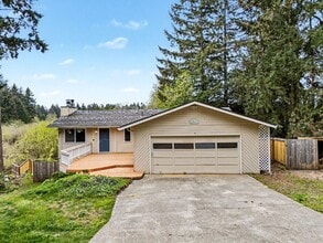 Building Photo - Spacious 4-Bedroom Lacey Home with A/C, Basement Bonus Space & Wetlands Privacy
