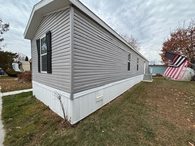 Building Photo - 831 N Pontiac Trail