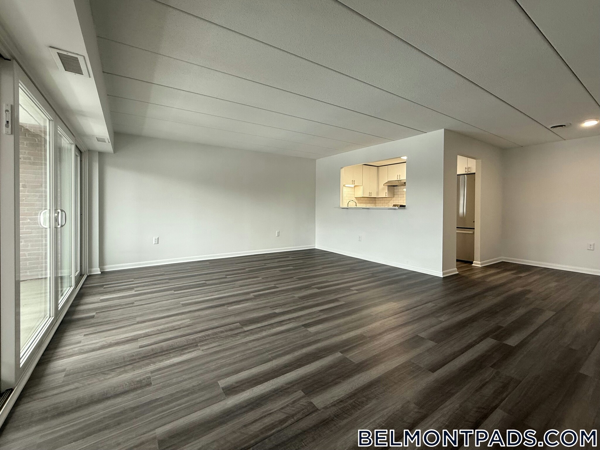 Building Photo - 55 Hill Rd