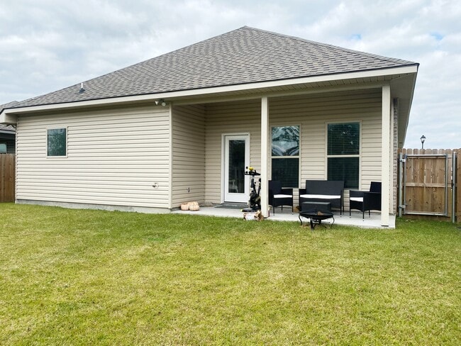 Building Photo - 8326 Rocky Trail Ave