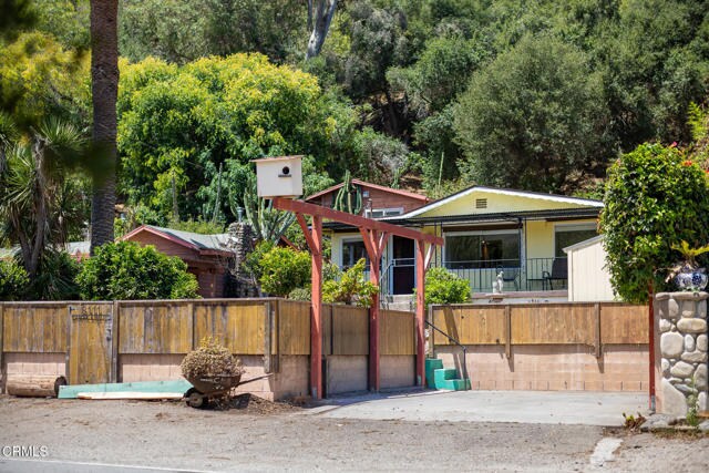 Building Photo - 8111 Santa Ana Rd
