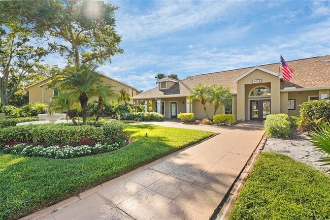 Building Photo - 4045 Crockers Lake Blvd