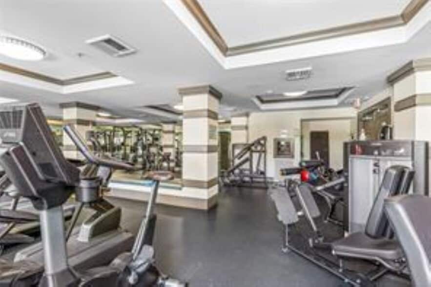 Building Photo - 2421 NE 65th St