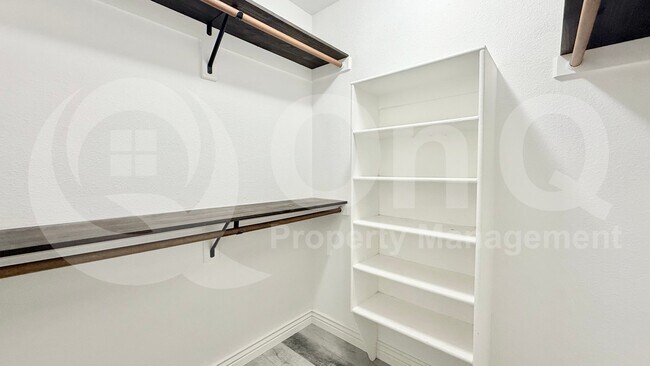 Building Photo - 126 W Gary Way
