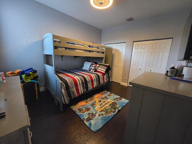 Building Photo - 4102 Artesa Dr