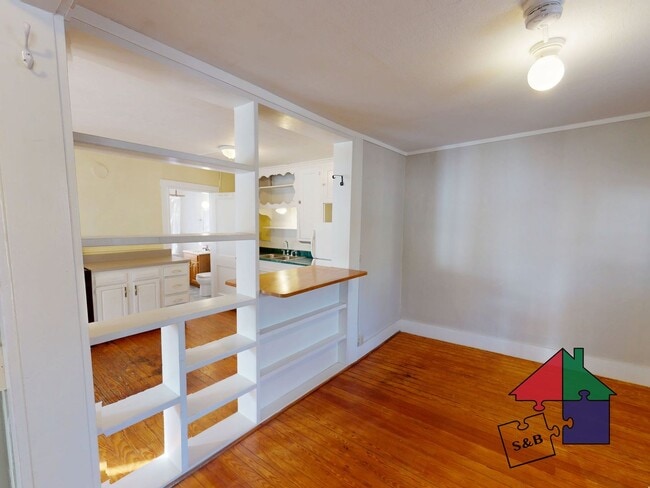 Building Photo - 6 Bolster Rd