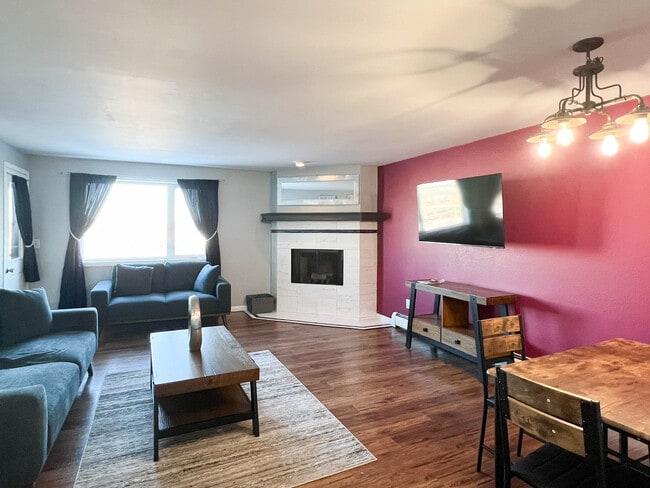 Building Photo - 201 Barrow St