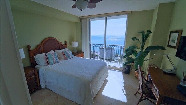 Building Photo - 2011 N Ocean Blvd