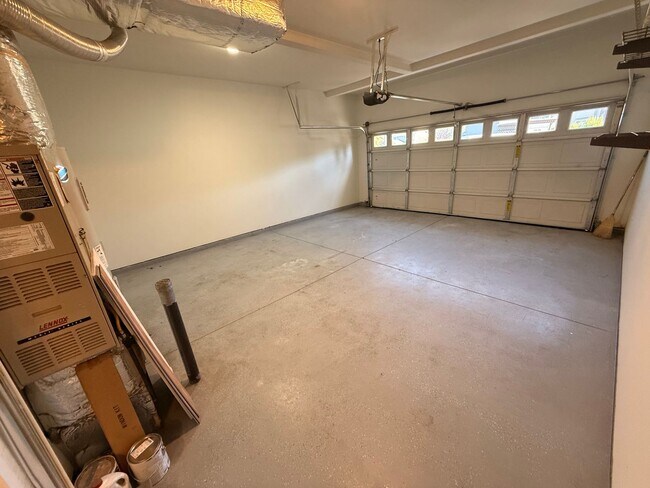 Building Photo - 2509-2509 SW Cascade Mountain Ln