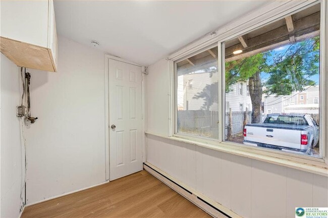 Building Photo - 525 N Ninth St