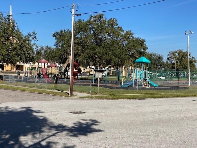 Building Photo - 203 W Wall St