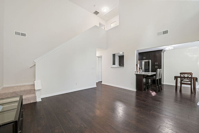 Building Photo - 2369 Charleston Pointe SE
