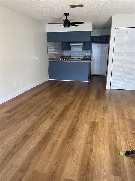 Building Photo - 3025 SE 55th Ave