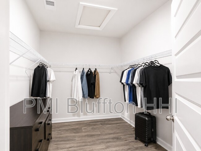 Building Photo - 118 Hydrangea Wy