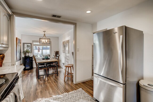 Building Photo - Updated Edgewater Home with Backyard Oasis