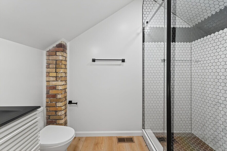 Building Photo - 1123-1125 S Ohio Ave