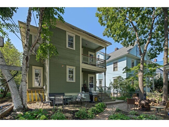 Building Photo - 2713 Garfield Ave