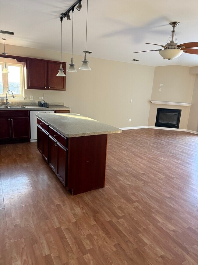 Building Photo - 5119 159th St