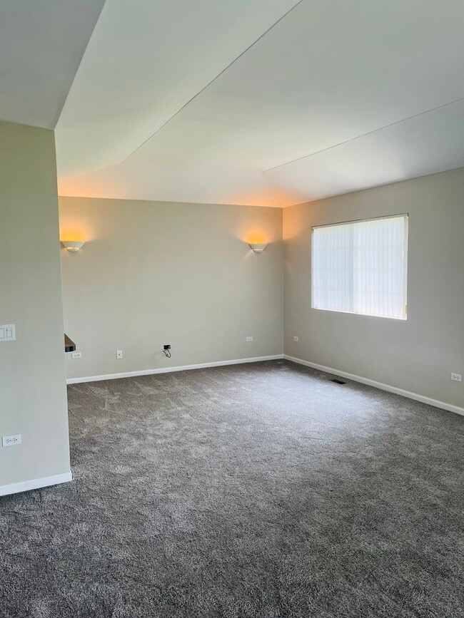 Building Photo - 8327 Carr Ct