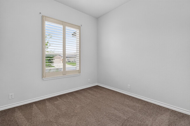 Building Photo - 118 Chisel Pt