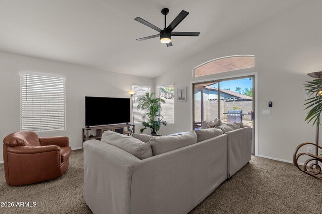 Building Photo - 1216 W Pinon Ave