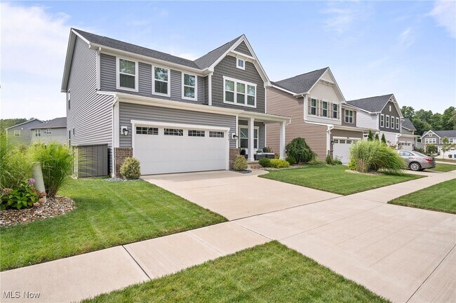 Building Photo - 9256 Preserve Way