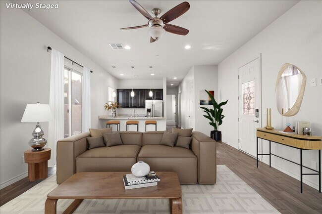 Building Photo - Fabulous Home with NexGen Sutie!