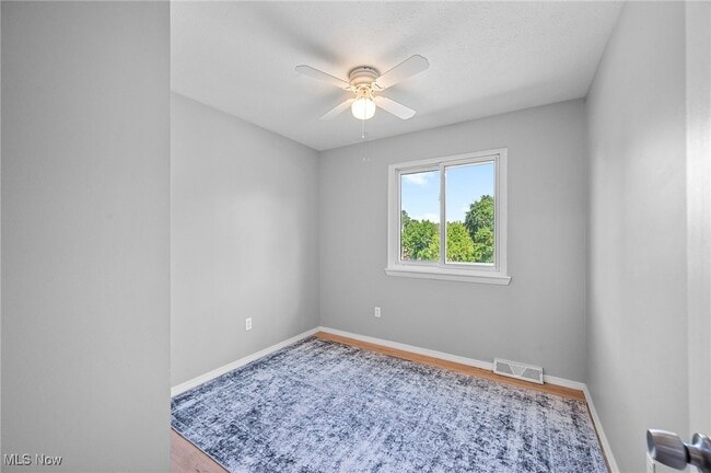 Building Photo - 5401 Woodbury Hills Dr