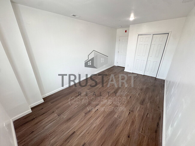 Building Photo - 2317 N 15th St