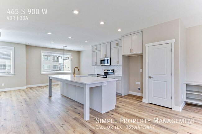 Building Photo - 465 S 900 W