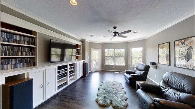 Building Photo - 1807 Sparrows Ridge