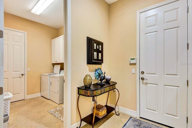 Building Photo - 14721 Castle Park Terrace