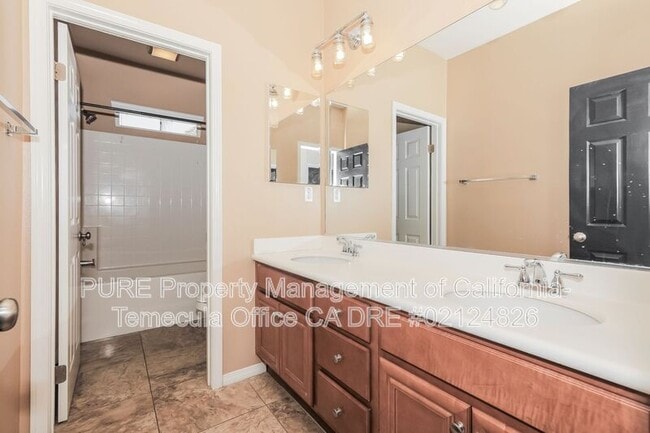 Building Photo - 45718 Cloudburst Ln